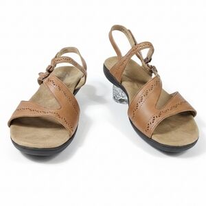 Trotters 11W Sandals Razzi Tan Laser-Cut Leather Cushion Non Slip Adjustable